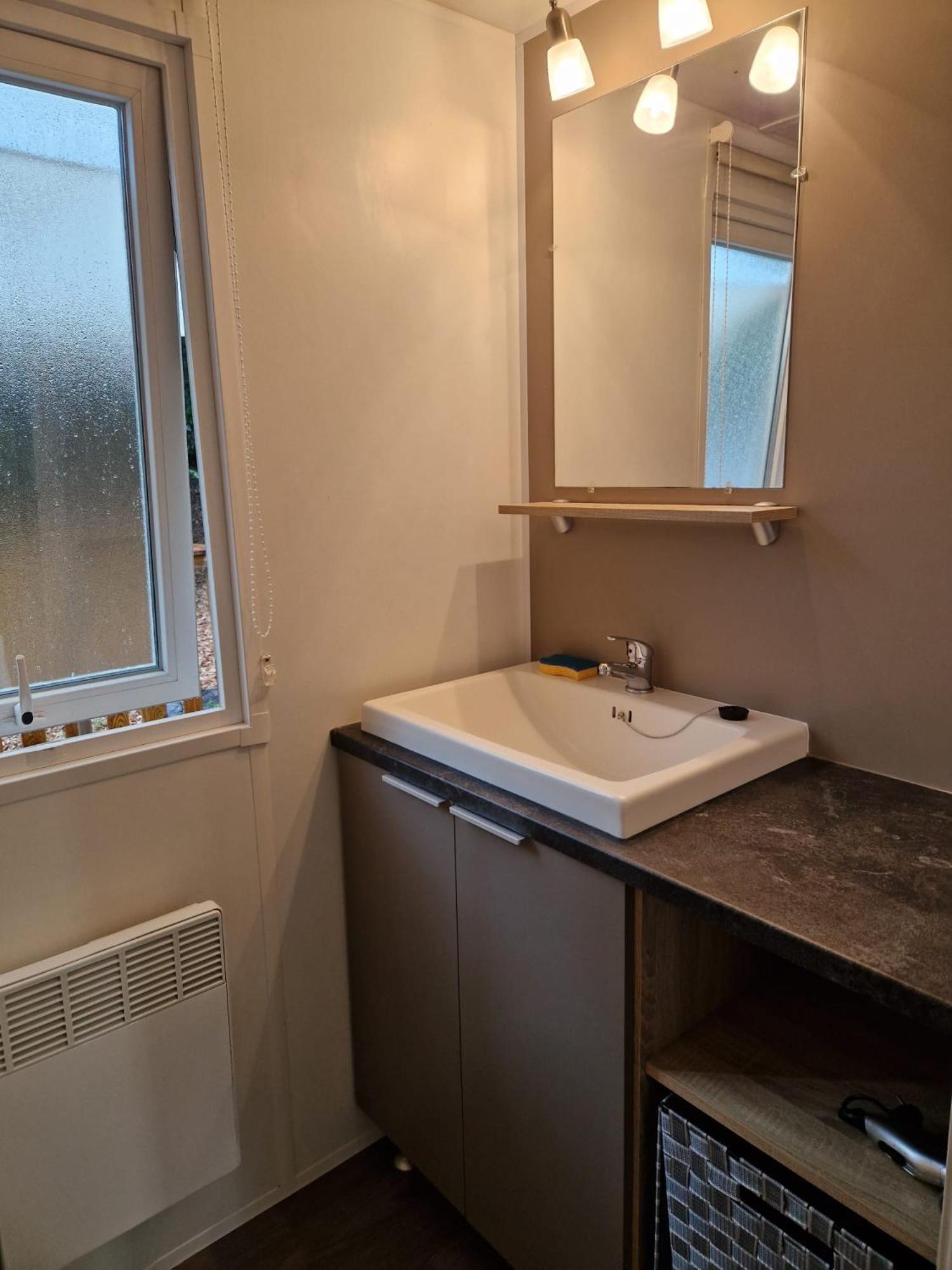 Mobil Home Tout Confort 3 Chambres Camping Les Pierres Couchees Saint-Brevin-les-Pins Bagian luar foto