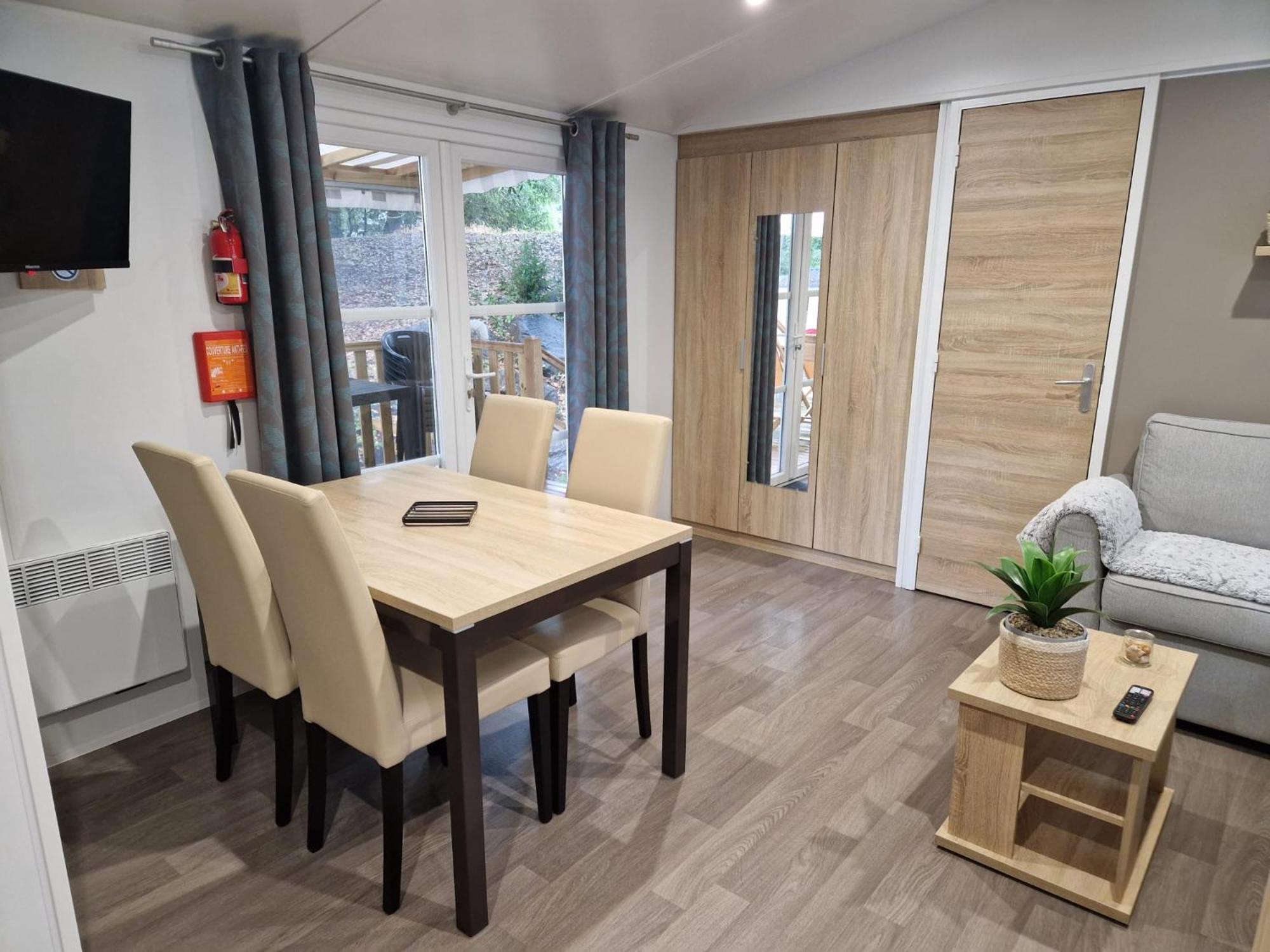Mobil Home Tout Confort 3 Chambres Camping Les Pierres Couchees Saint-Brevin-les-Pins Bagian luar foto
